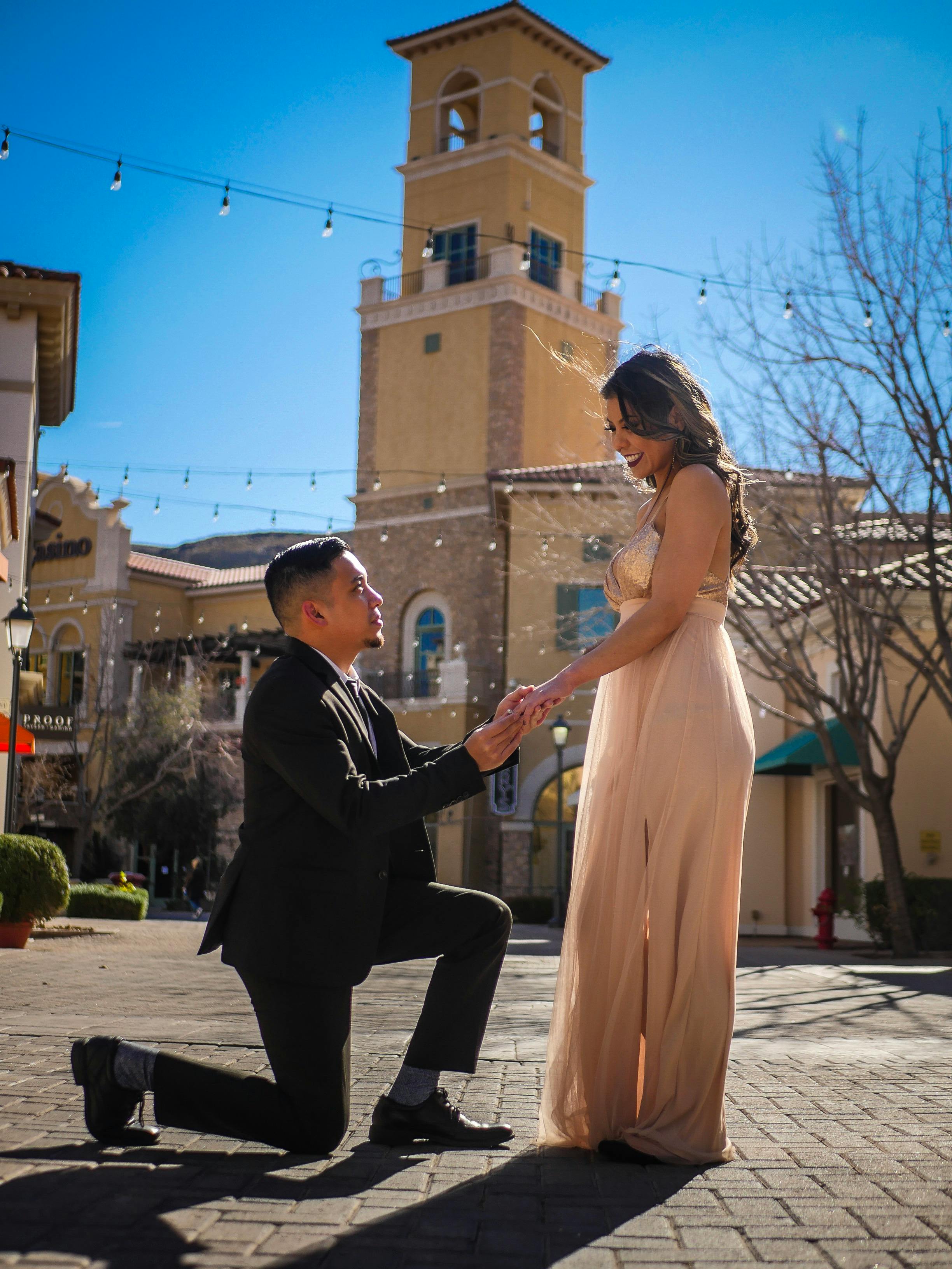 The perfect proposal moment with AURA